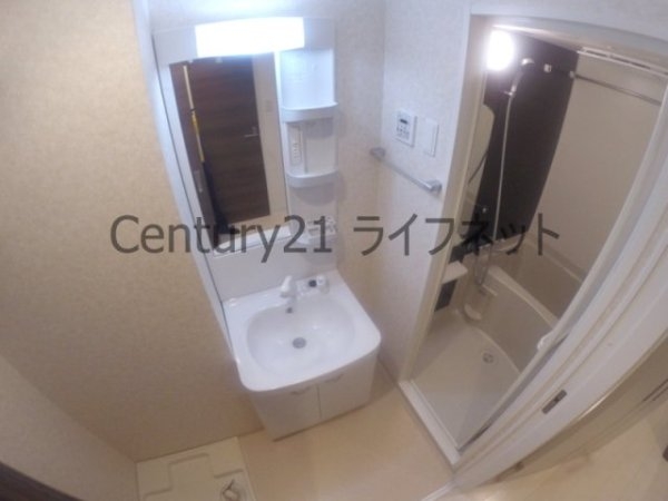 大阪市淀川区三国本町２丁目のマンション