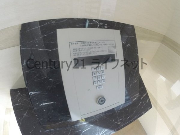 大阪市淀川区三国本町２丁目のマンション