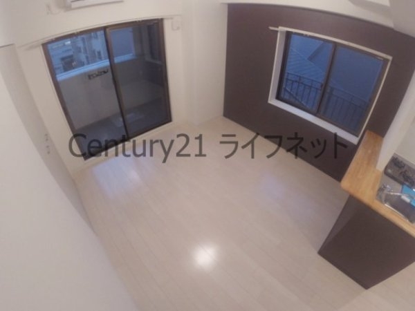 大阪市淀川区三国本町２丁目のマンション