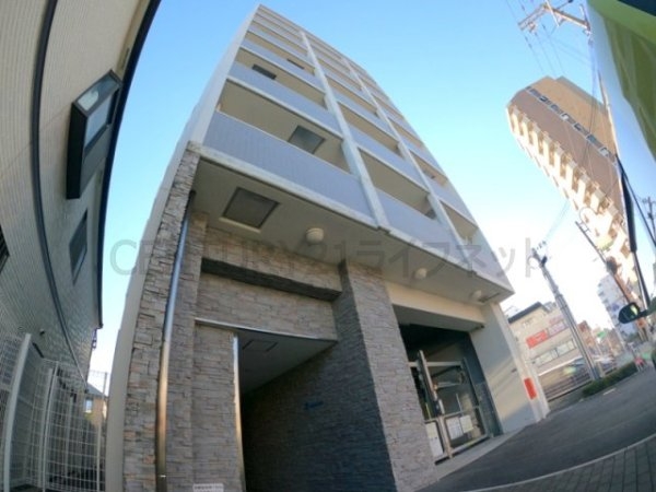 吹田市垂水町３丁目のマンション