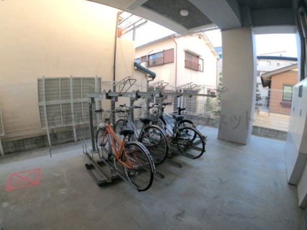 吹田市垂水町３丁目のマンション