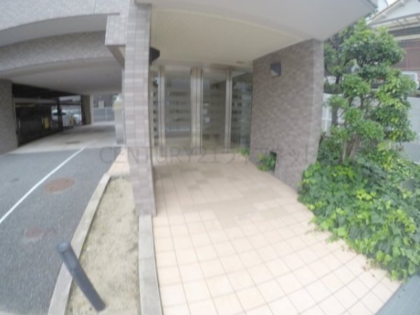 吹田市穂波町のマンション