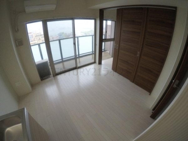 大阪市淀川区十三東１丁目のマンション