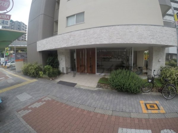 大阪市淀川区西中島２丁目のマンション