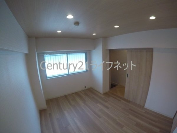 大阪市淀川区西中島２丁目のマンション