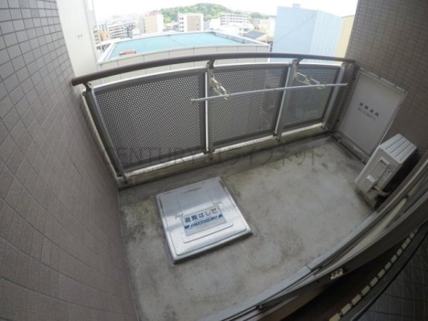 吹田市垂水町３丁目のマンション
