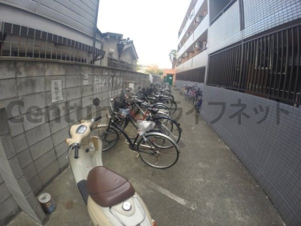 大阪市東淀川区西淡路３丁目のマンション