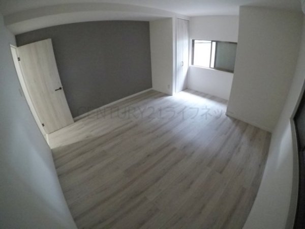 淡路1丁目貸家