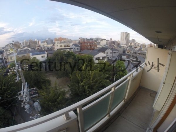 大阪市淀川区木川西２丁目のマンション