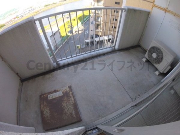 大阪市淀川区東三国３丁目のマンション