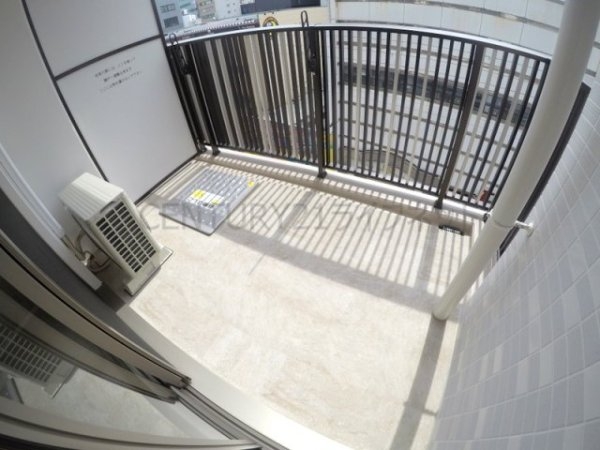 大阪市淀川区十三本町１丁目のマンション