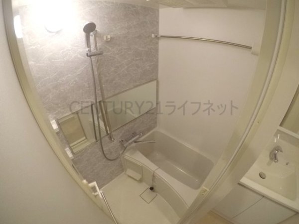 大阪市淀川区十三本町１丁目のマンション