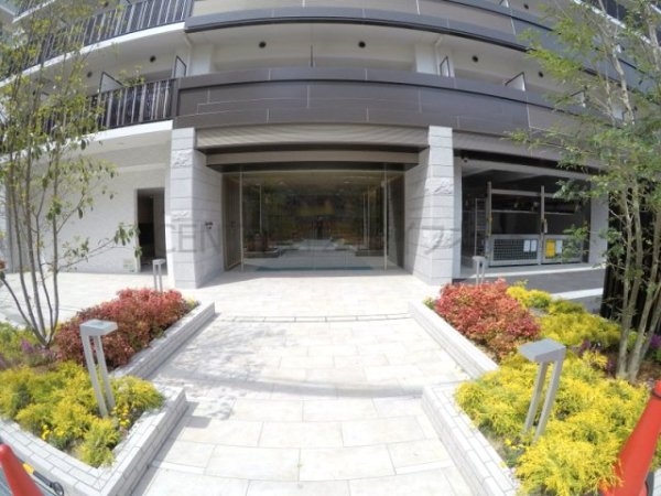 大阪市淀川区十三本町１丁目のマンション