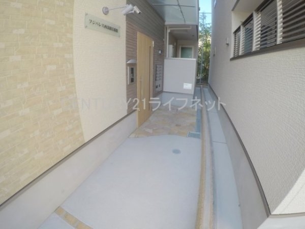 大阪市東淀川区西淡路３丁目のアパート