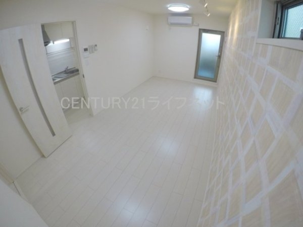 大阪市東淀川区西淡路３丁目のアパート