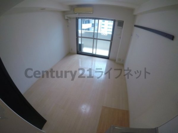 大阪市淀川区十三本町１丁目のマンション