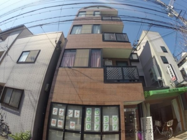 大阪市淀川区東三国６丁目のマンション