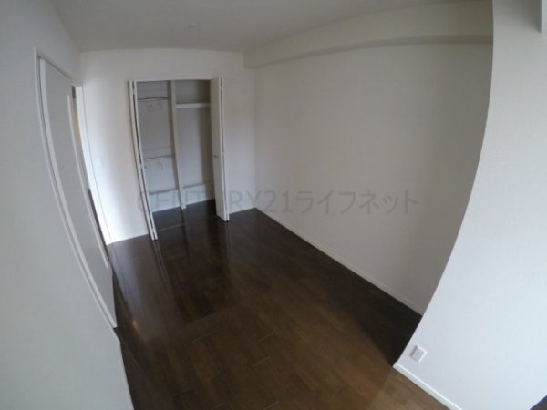 吹田市豊津町のマンション
