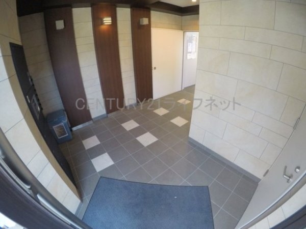 大阪市淀川区東三国４丁目のマンション