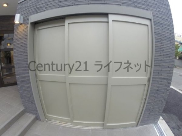 大阪市淀川区東三国４丁目のマンション