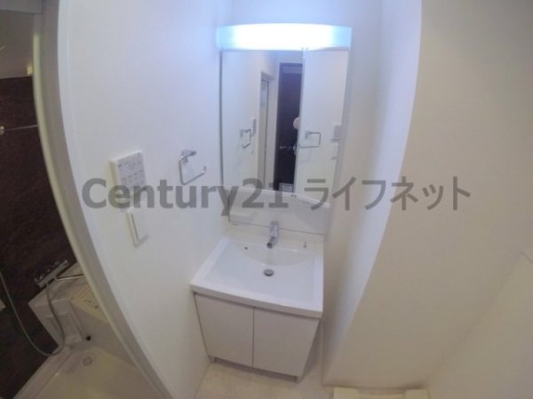 大阪市淀川区三国本町３丁目のマンション