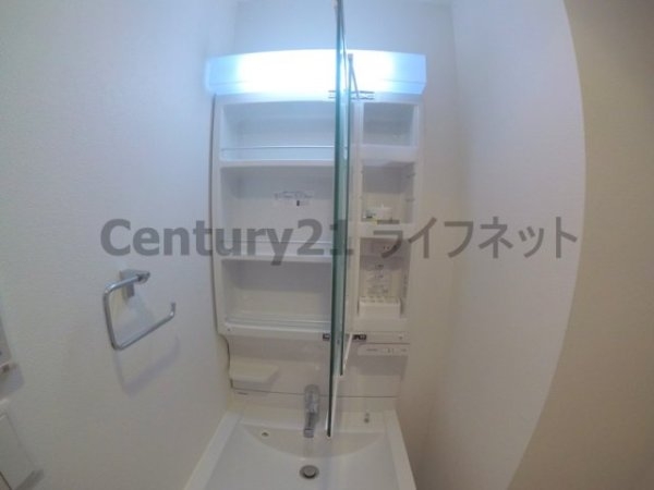 大阪市淀川区三国本町３丁目のマンション