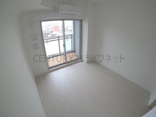 大阪市淀川区十八条１丁目のマンション