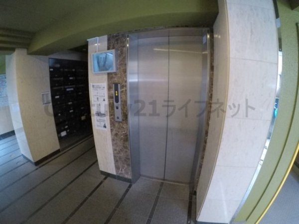 大阪市淀川区西中島４丁目のマンション