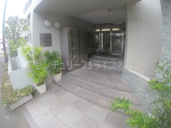 吹田市豊津町のマンション