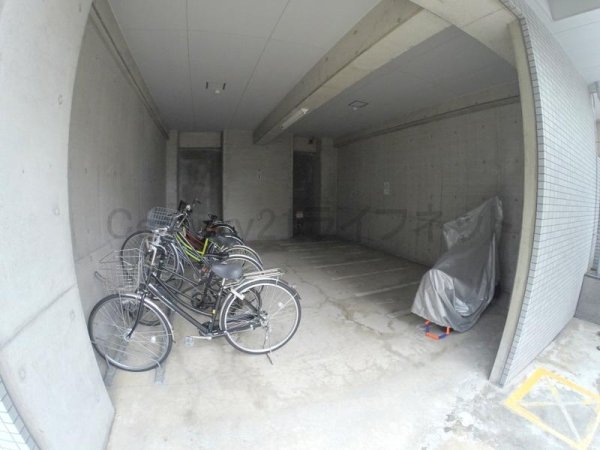大阪市淀川区東三国２丁目のマンション