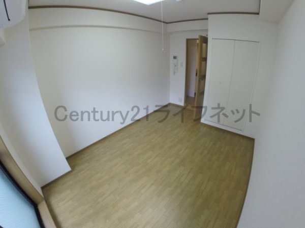 大阪市淀川区東三国２丁目のマンション