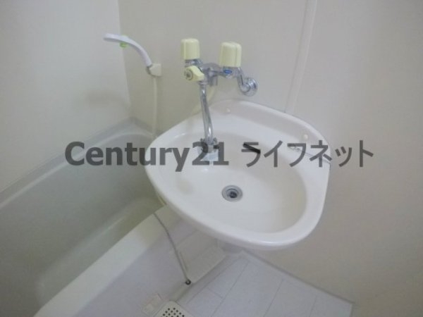 大阪市東淀川区東中島５丁目のマンション