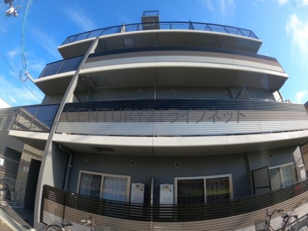 大阪市淀川区西三国１丁目のマンション