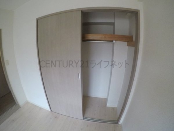 大阪市東淀川区淡路２丁目のマンション