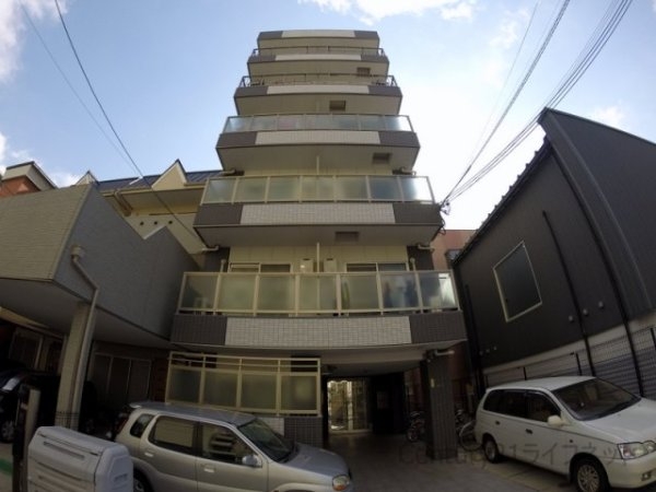 大阪市淀川区三国本町１丁目のマンション