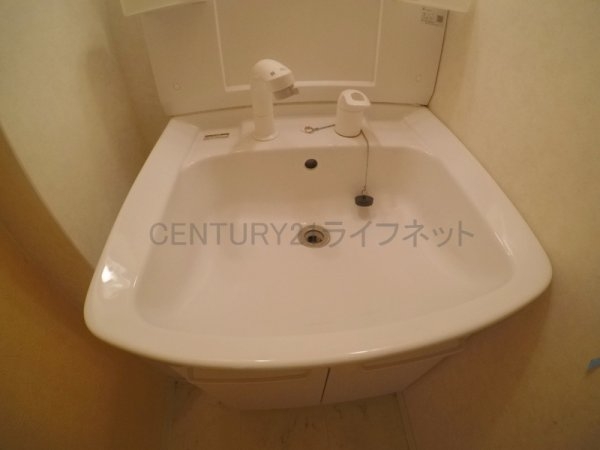 大阪市淀川区三国本町１丁目のマンション