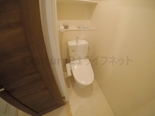 大阪市淀川区東三国１丁目のマンション