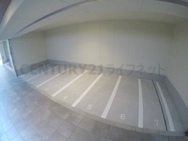 吹田市江坂町１丁目のマンション