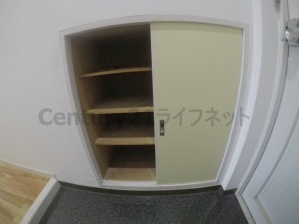 サンフラッツ新大阪本館
