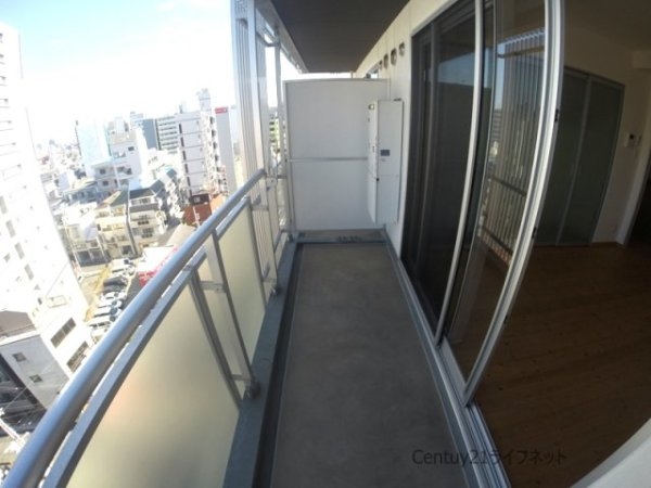 大阪市淀川区十三本町１丁目のマンション