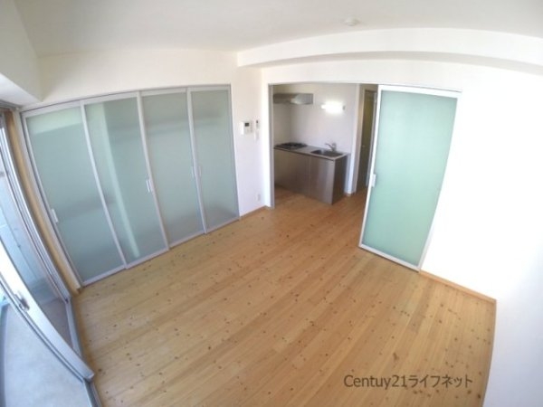 大阪市淀川区十三本町１丁目のマンション
