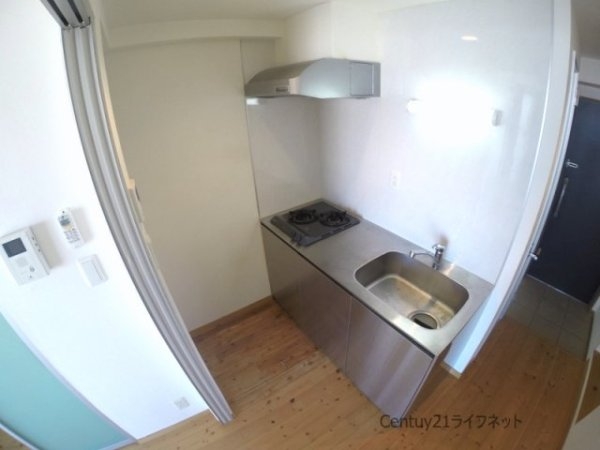 大阪市淀川区十三本町１丁目のマンション