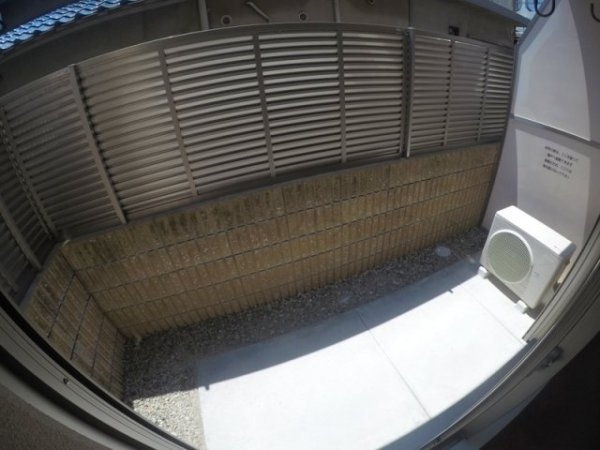 吹田市垂水町１丁目のマンション