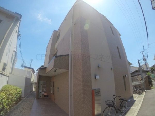 吹田市垂水町１丁目のマンション