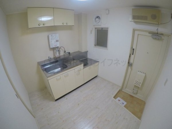 大阪市淀川区西中島５丁目のマンション