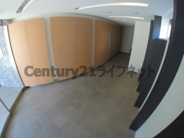 大阪市東淀川区東淡路４丁目のマンション