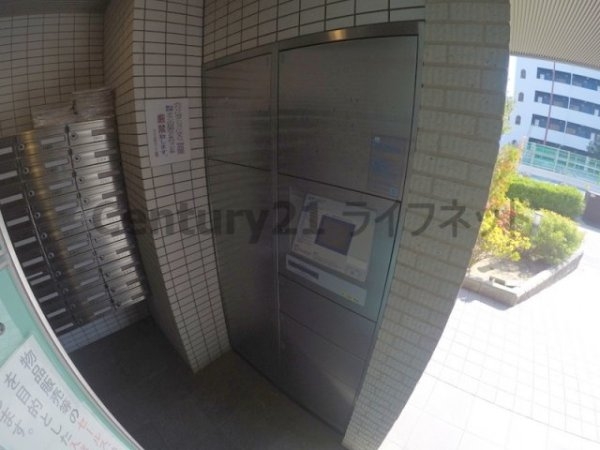 大阪市東淀川区東淡路４丁目のマンション
