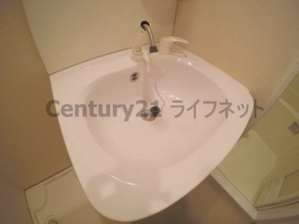 大阪市東淀川区東淡路４丁目のマンション