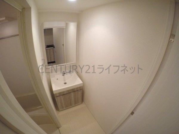 吹田市江坂町１丁目のマンション
