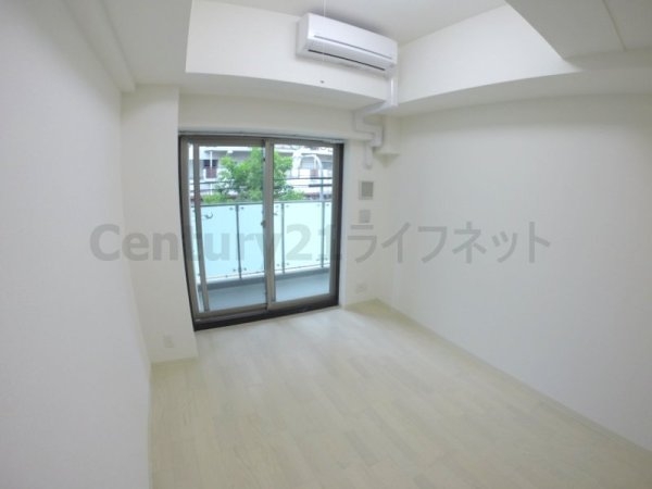 大阪市東淀川区東中島３丁目のマンション